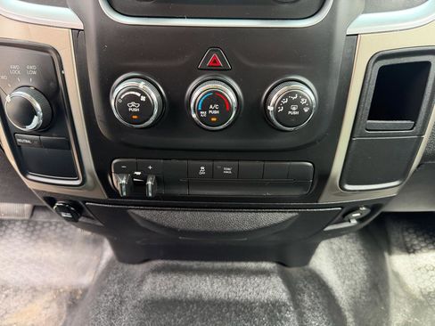 Used 2014 RAM 2500 SLT w/ Protection Group AWD/4WD image 12