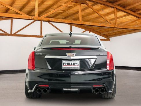 Used 2017 Cadillac CTS V w/ Luxury Package image 4