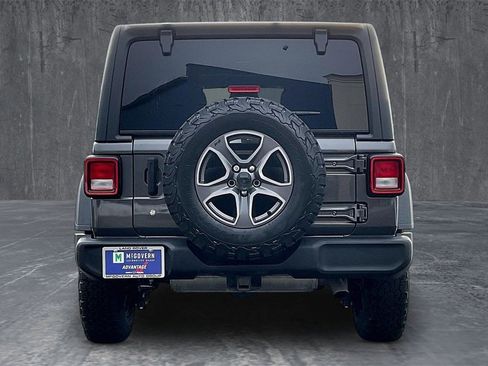 Used 2019 Jeep Wrangler Unlimited Sport S image 5