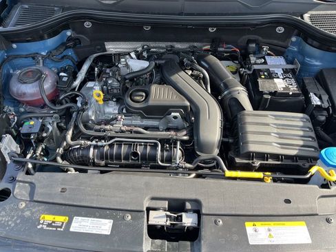 New 2026 Volkswagen Taos S image 11