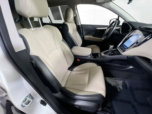 Used 2023 Subaru Outback Limited image 29