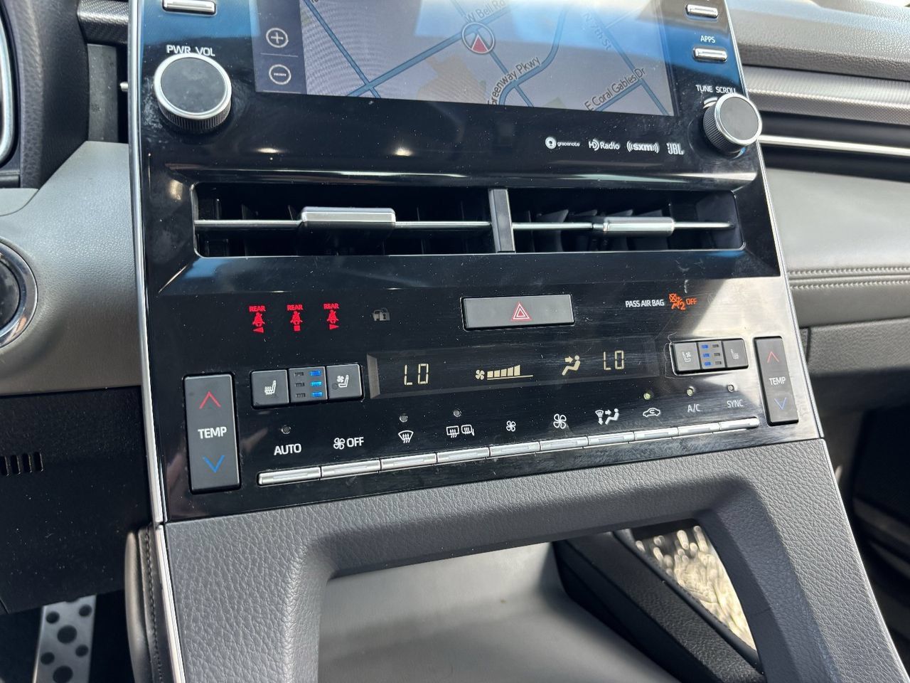 Used 2019 Toyota Avalon Touring w/ Advanced Safety Package FWD image 22