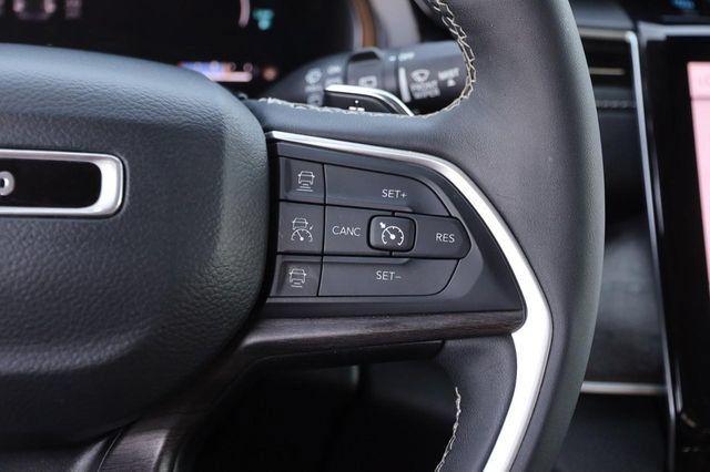 Used 2024 Jeep Grand Cherokee Limited 4xe AWD/4WD image 14