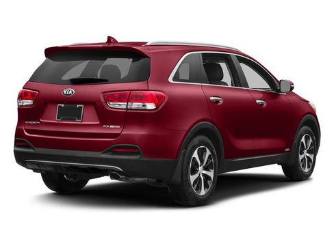 Used 2017 Kia Sorento EX FWD image 2