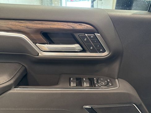 New 2025 GMC Sierra 2500 SLT image 23