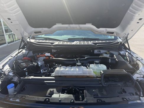 Used 2024 Ford F150 XLT w/ Mobile Office Package image 19