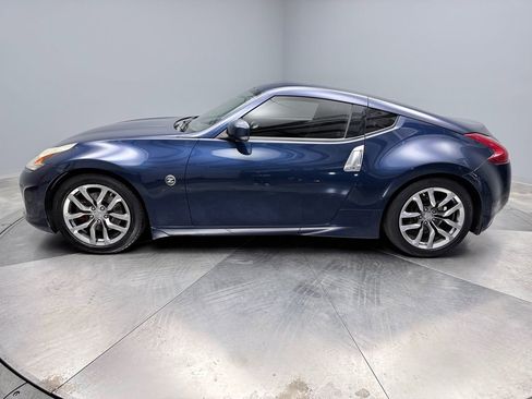 Used 2014 Nissan 370Z Coupe RWD image 8