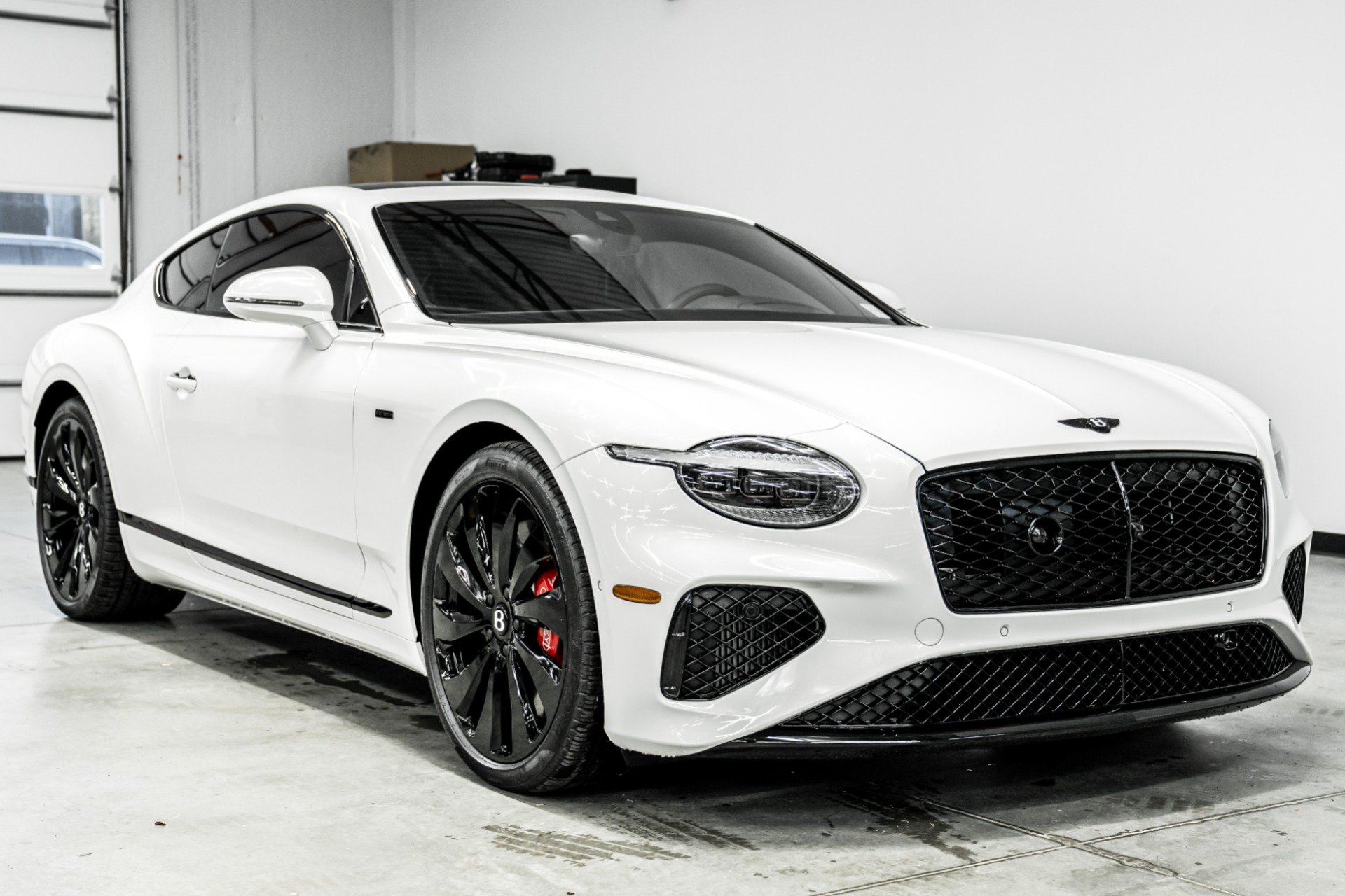 Used 2025 Bentley Continental GT AWD/4WD image 3