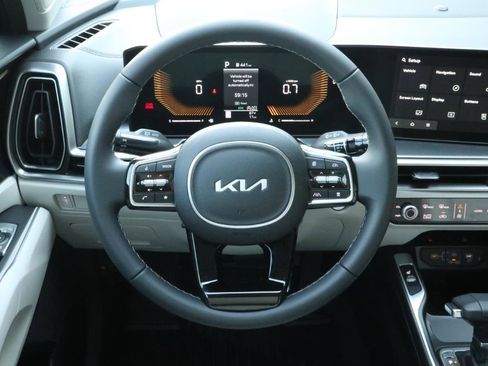 New 2025 Kia Sorento S w/ Panoramic Sunroof Package FWD image 7