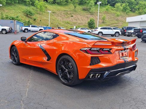 Used 2020 Chevrolet Corvette Stingray Preferred Cpe w/ 2LT Preferred Equipment Group RWD image 4