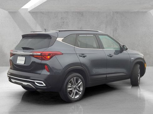 Used 2022 Kia Seltos S image 4