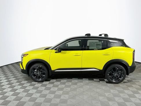 New 2026 Nissan Kicks SR w/ Cold Weather Package FWD image 4