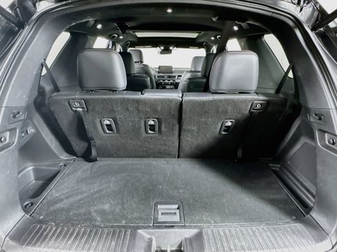Used 2025 Honda Pilot Black Edition image 20
