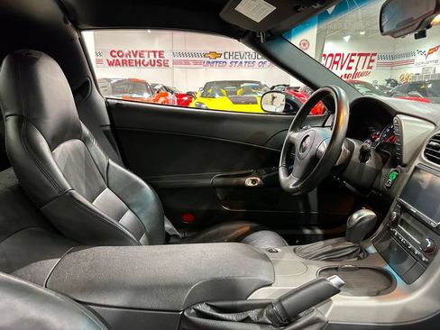 Used 2007 Chevrolet Corvette Coupe RWD image 12
