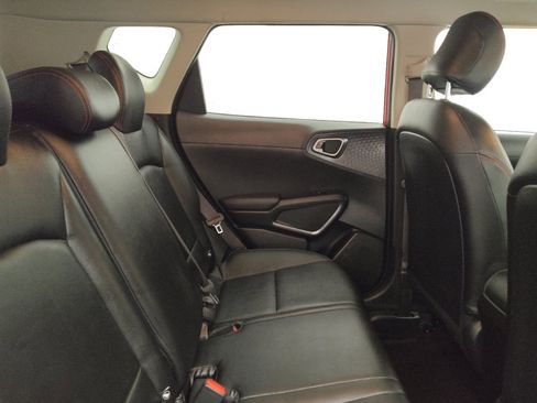 Used 2021 Kia Soul S FWD image 19