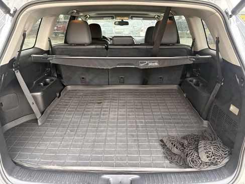 Used 2015 Toyota Highlander XLE AWD/4WD image 29