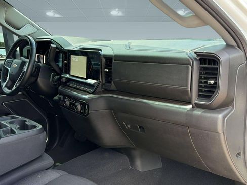 Used 2024 Chevrolet Silverado 2500 LT AWD/4WD image 29