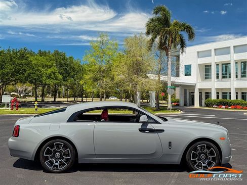 Used 2018 Rolls-Royce Wraith RWD image 65