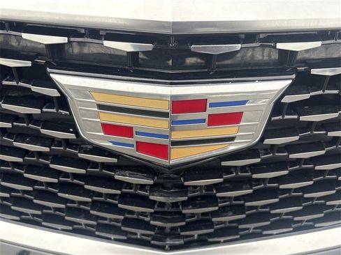 Certified 2024 Cadillac XT6 Premium Luxury w/ LPO, Floor Liner Package image 32