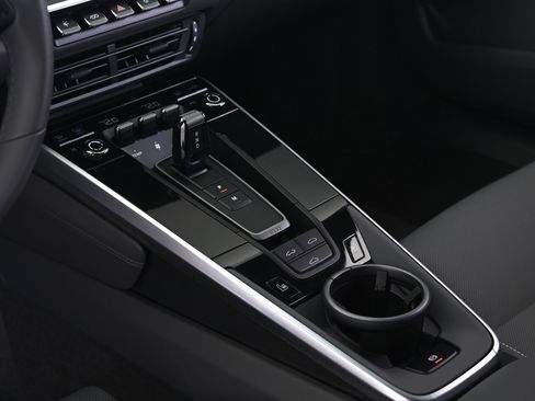 Certified 2025 Porsche 911 Turbo S image 30