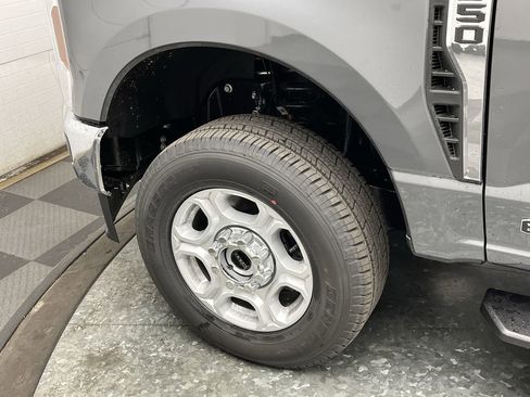 New 2026 Ford F350 XLT AWD/4WD image 30