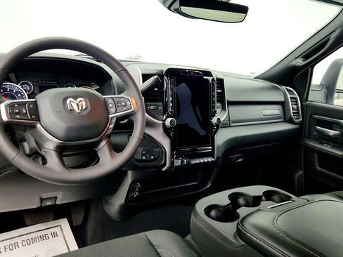 Used 2025 RAM 2500 Big Horn image 12