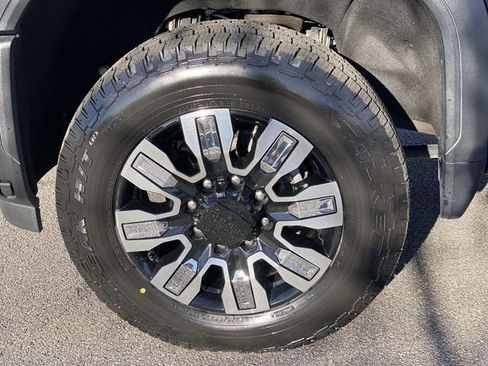 Used 2024 GMC Sierra 2500 Denali w/ Denali Reserve Package image 12