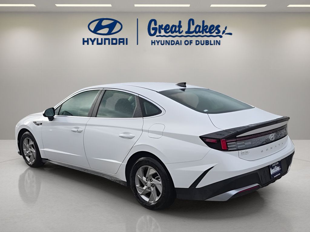 Certified 2026 Hyundai Sonata SE FWD image 3
