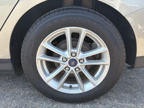 Used 2016 Ford Focus SE FWD image 22