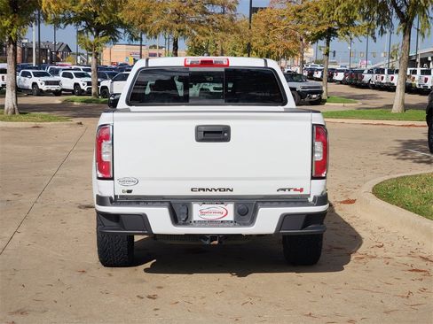 Used 2022 GMC Canyon AT4 w/ Trailering Package image 6