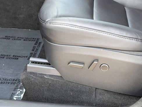 Used 2024 Tesla Model Y Long Range image 23