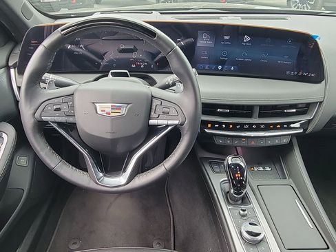 Used 2026 Cadillac CT5 Premium Luxury RWD image 11
