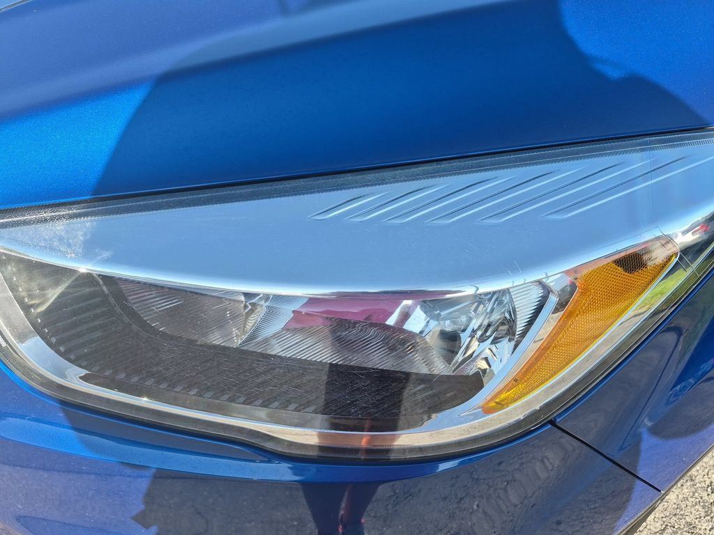 Used 2017 Ford Escape SE FWD image 7