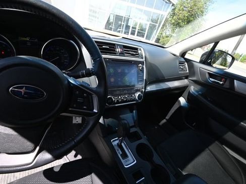 Used 2019 Subaru Outback 2.5i Premium AWD/4WD image 8