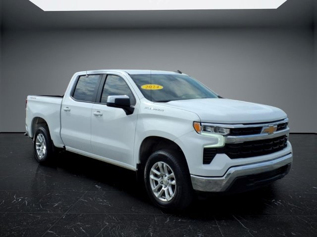 Used 2024 Chevrolet Silverado 1500 LT AWD/4WD image 5