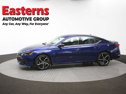 Used 2024 Nissan Altima 2.5 SR w/ SR Premium Package FWD image 60