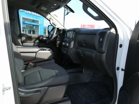 Certified 2023 GMC Sierra 2500 Pro w/ Gooseneck/5TH Wheel Package image 16