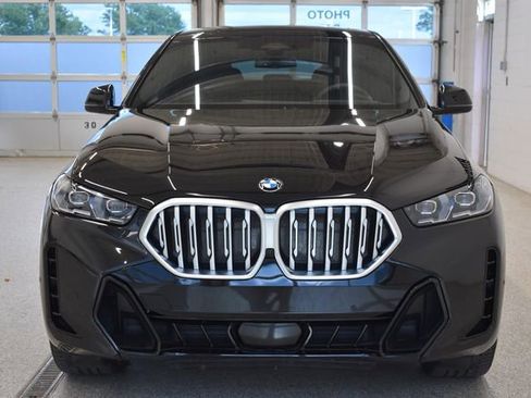Used 2024 BMW X6 xDrive40i w/ Executive Package AWD/4WD image 3