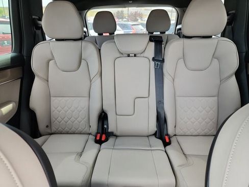 New 2026 Volvo XC90 B5 Plus image 13