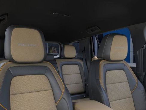 New 2026 Chevrolet Equinox ACTIV w/ Convenience Package III image 25