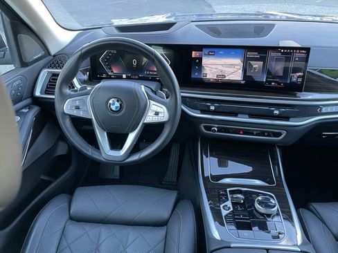 Certified 2023 BMW X7 xDrive40i w/ Executive Package image 11