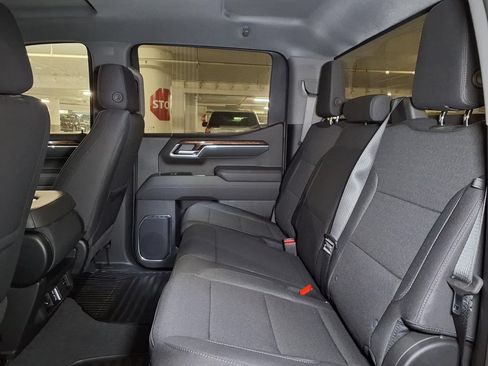 New 2026 GMC Sierra 1500 SLE AWD/4WD image 12