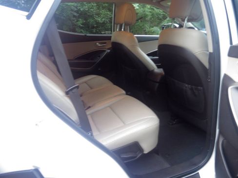 Used 2014 Hyundai Santa Fe Sport 2.0T w/ Navigation Package 06 FWD image 15
