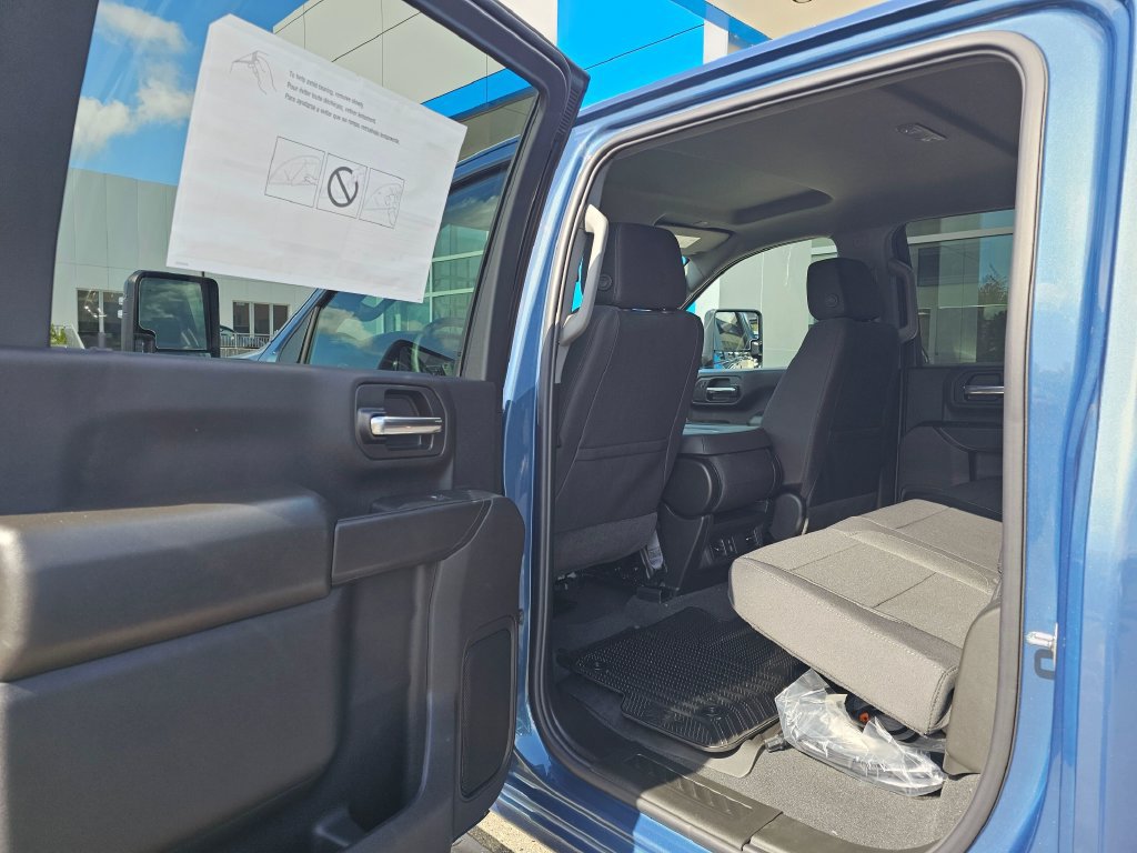 New 2026 Chevrolet Silverado 2500 Custom w/ Custom Value Package AWD/4WD image 18
