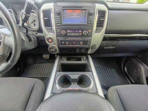 Used 2016 Nissan Titan SV AWD/4WD image 41