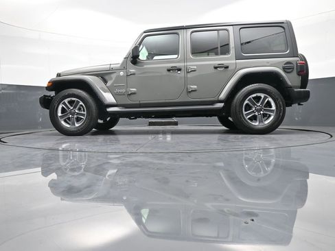 Used 2021 Jeep Wrangler Unlimited Sahara w/ Safety Group image 37
