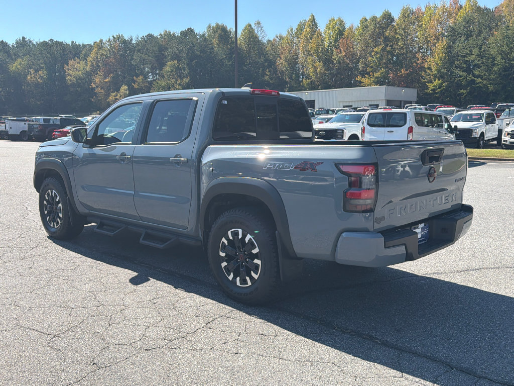 Used 2022 Nissan Frontier PRO-4X w/ Off-Road Protection Package AWD/4WD image 5