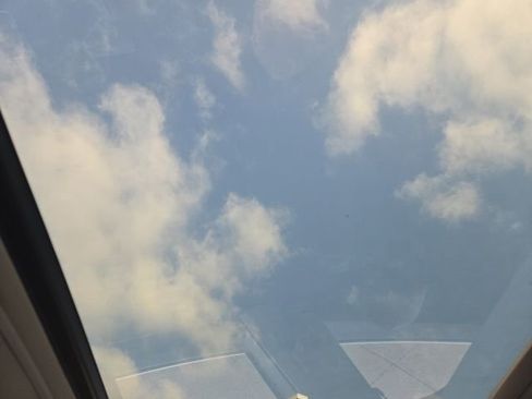 Used 2021 Volkswagen Jetta SE w/ SE Cold Weather Package FWD image 12