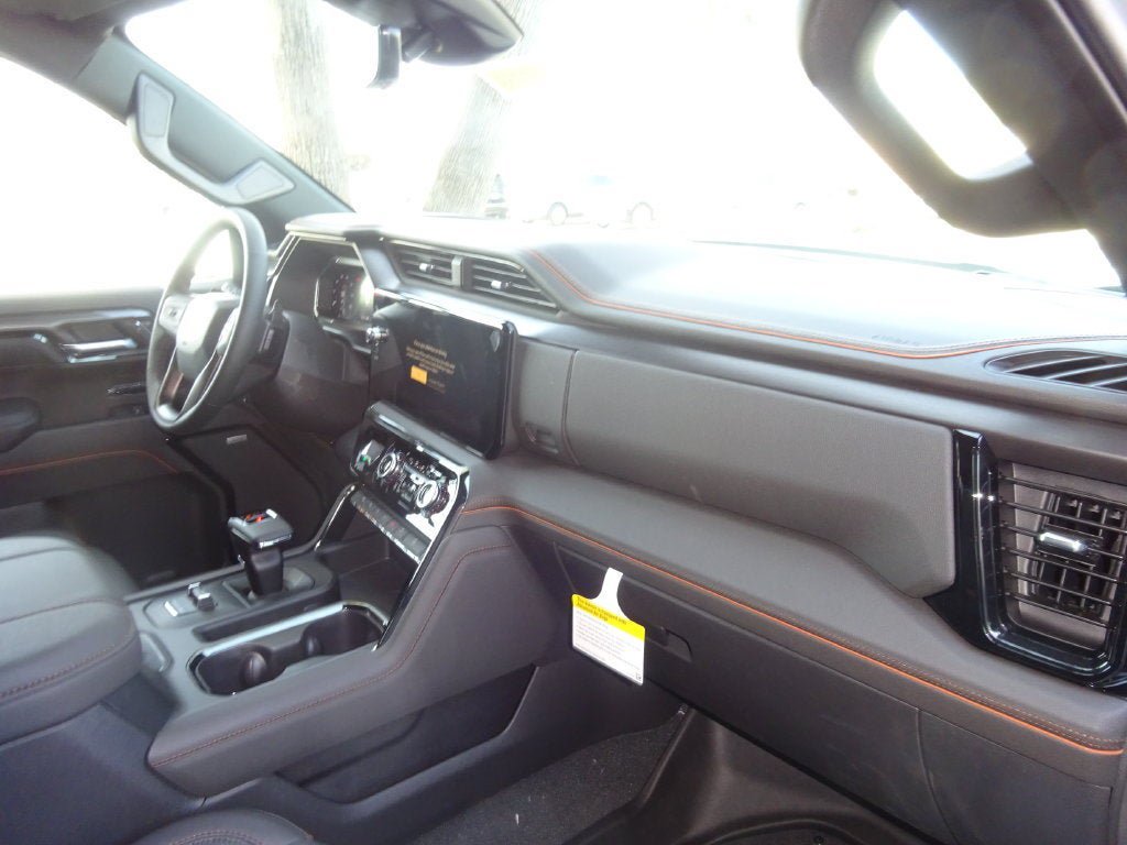 New 2026 GMC Sierra 1500 AT4 w/ AT4 Premium Package AWD/4WD image 16