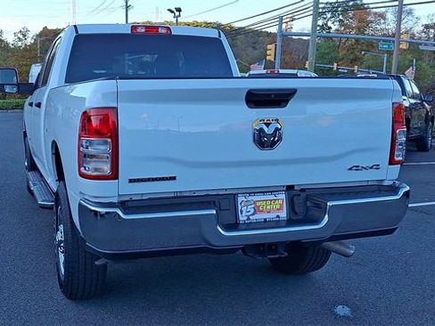 Used 2024 RAM 2500 Big Horn w/ Bed Utility Group image 6